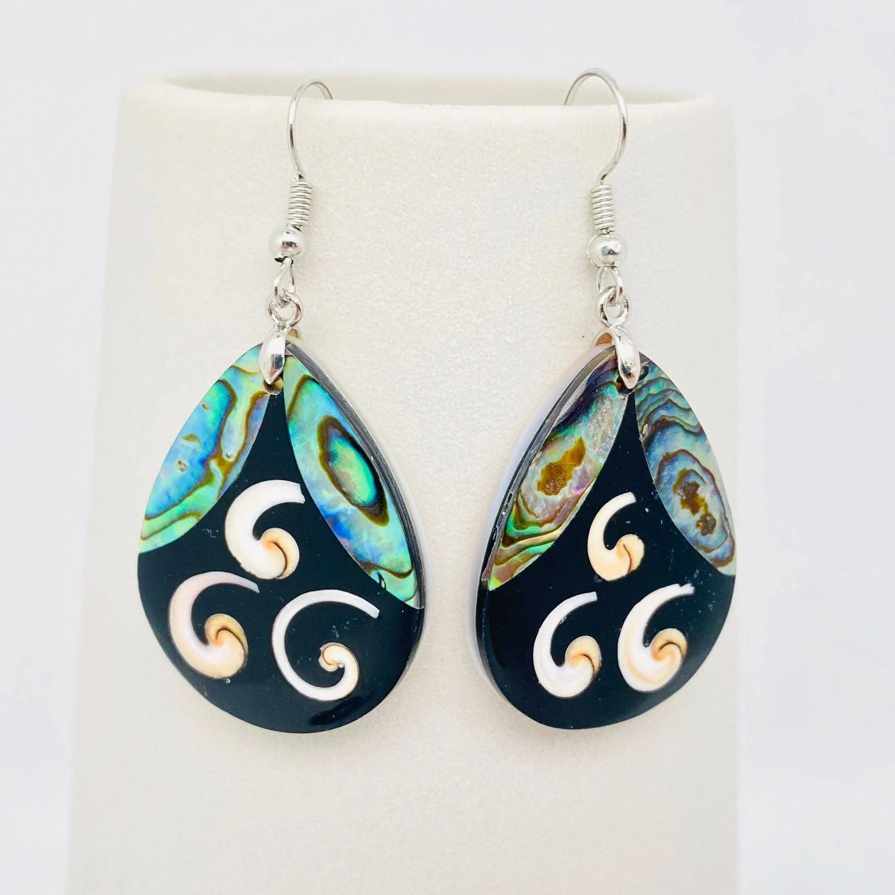 Abalone Shell Pendant Earrings - Raindrop Black & Cream